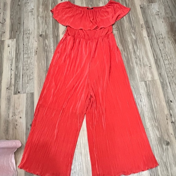 Lane Bryant Coral Pleated Multi-Way Off-The-Shoulder Jumpsuit size 14/16 - Picture 8 of 11